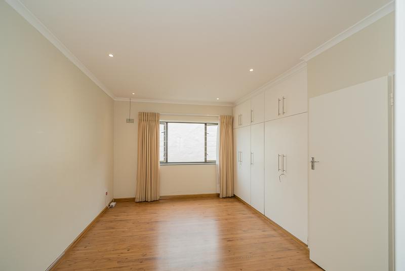 3 Bedroom Property for Sale in Meadowridge Western Cape